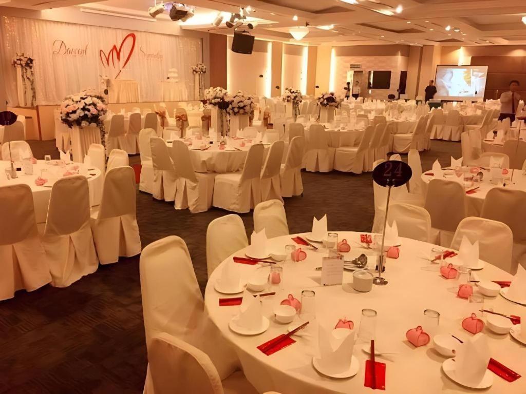 The Landmark Hotel Batu Pahat Exterior foto