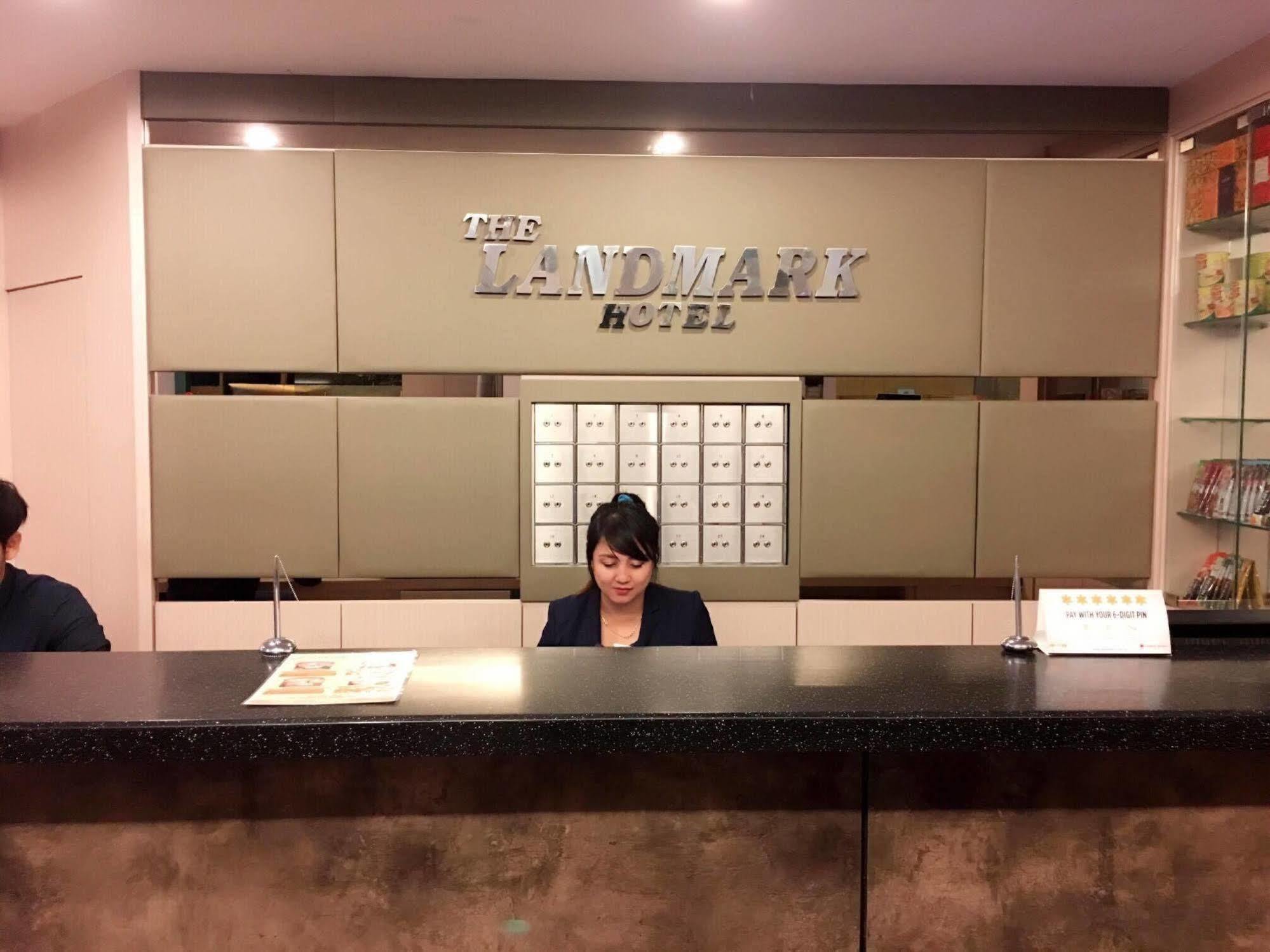 The Landmark Hotel Batu Pahat Exterior foto